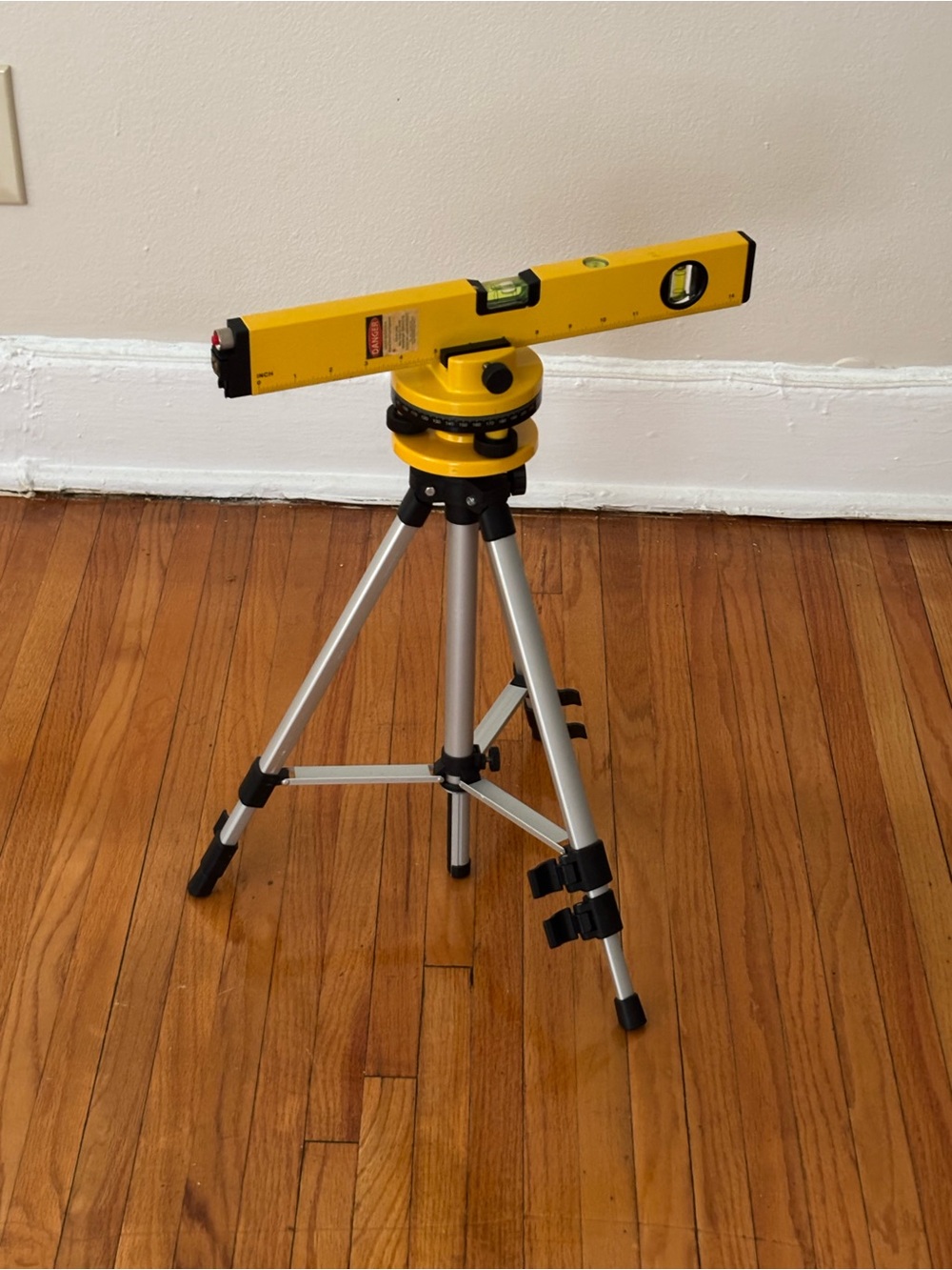 Laser level with Tripod